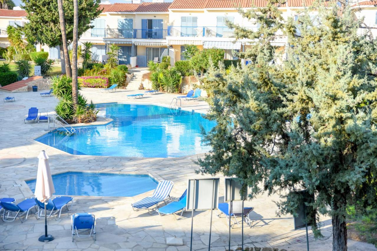 Holiday Apartment Walking Distance To The Sea Пафос Екстер'єр фото